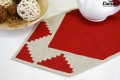 Table runner Natural/Red Patchwork